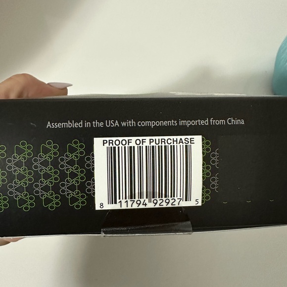 Undercoat Deshedding Tool - Picture 2 of 3